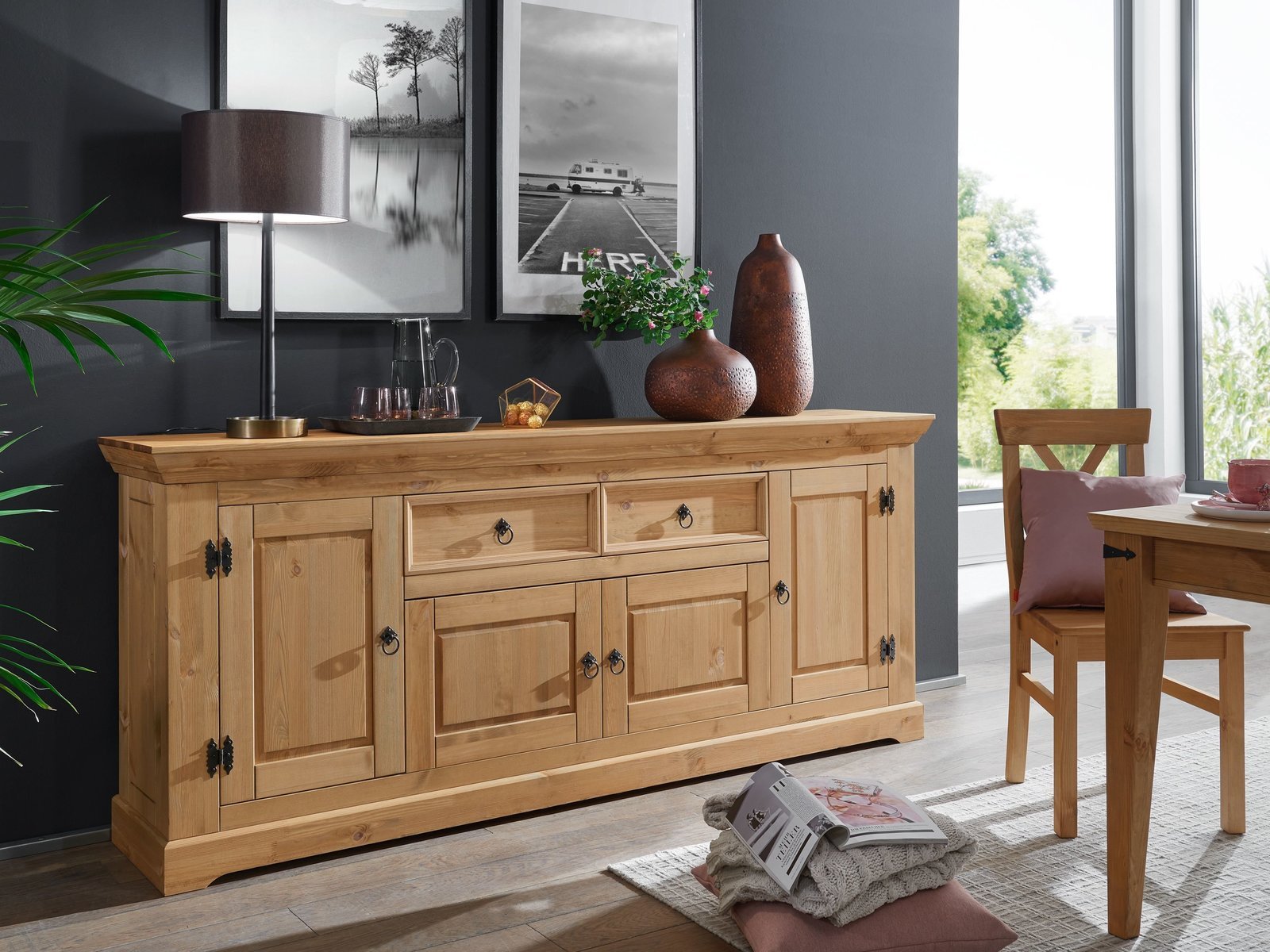 Sideboard I Ribe aus massiver Kiefer | G&K