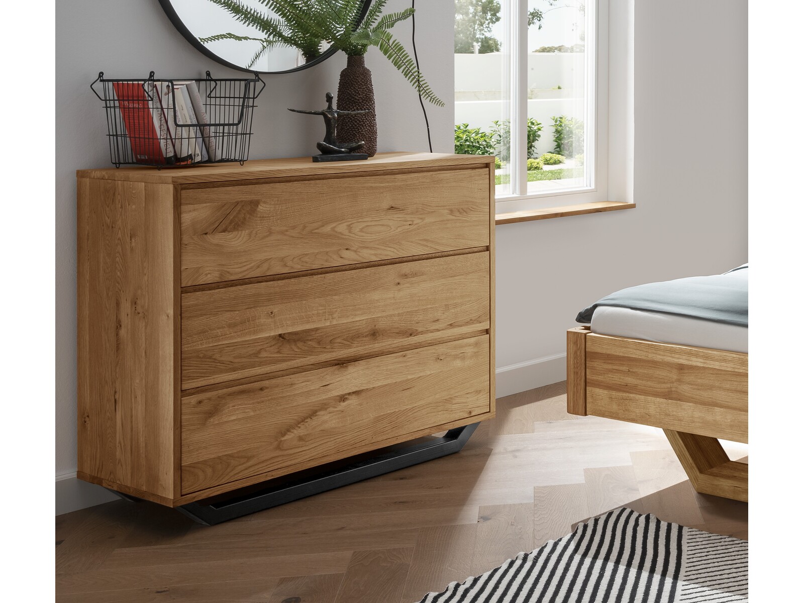 Faaborg Schlafzimmer Kommode mit Metallkufe, 3 Schubladen mit Griffleisten | TPT