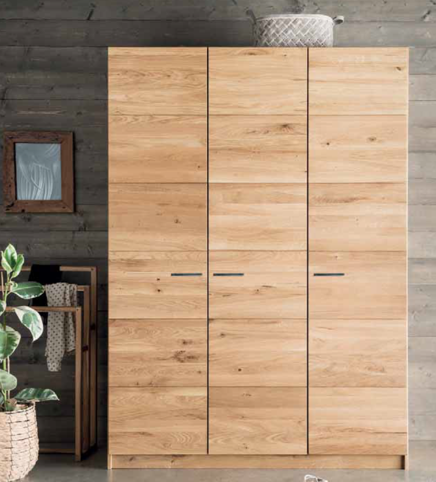 Kleiderschrank Viby aus Wildeiche Preview Image