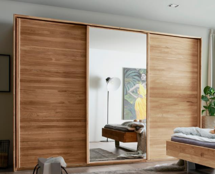 Schwebetürenschrank Silkeborg I aus Wildeiche Preview Image