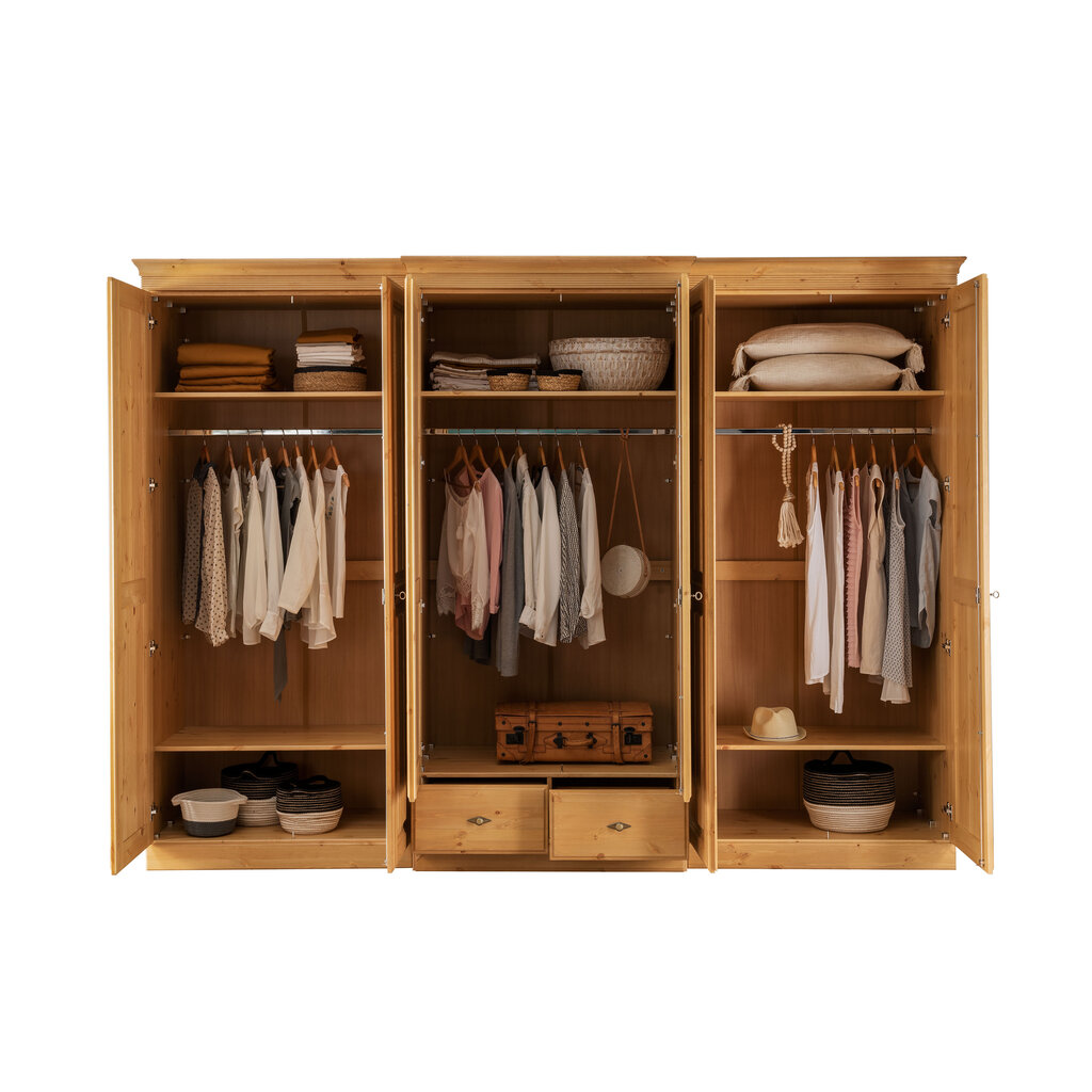 Kleiderschrank 6 türig Frya aus massiver Kiefer | G&K