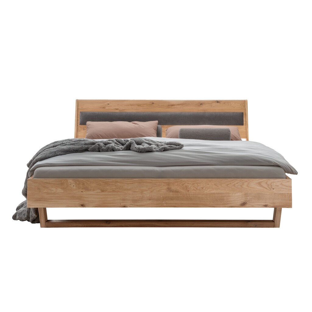 Massivholz Doppelbett Vejle III Holzkufe, Holzkopfteil und Polster