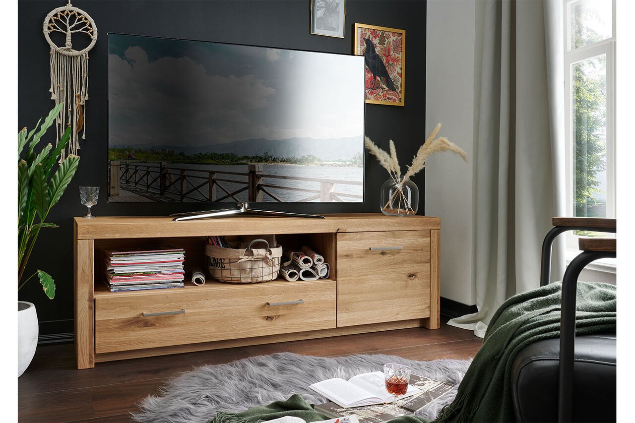 TV Kommode II Aborg aus massiver Wildeiche Preview Image