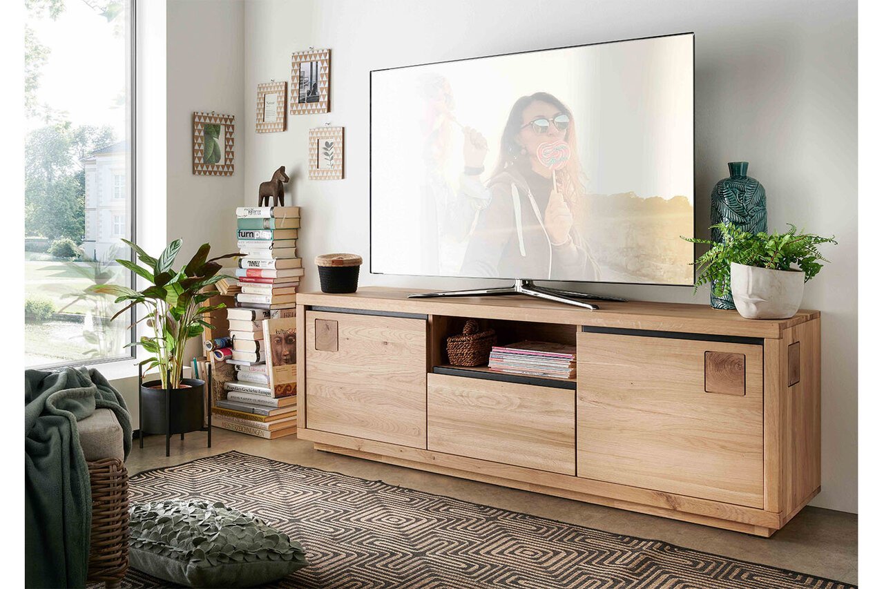 TV Kommode II Skarby aus massiver Wildeiche Preview Image