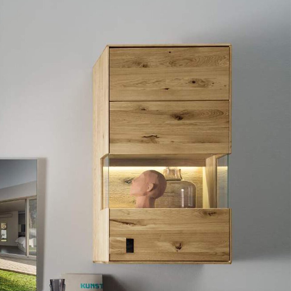 Hängevitrine Arosa aus Wildeiche Bild 2
