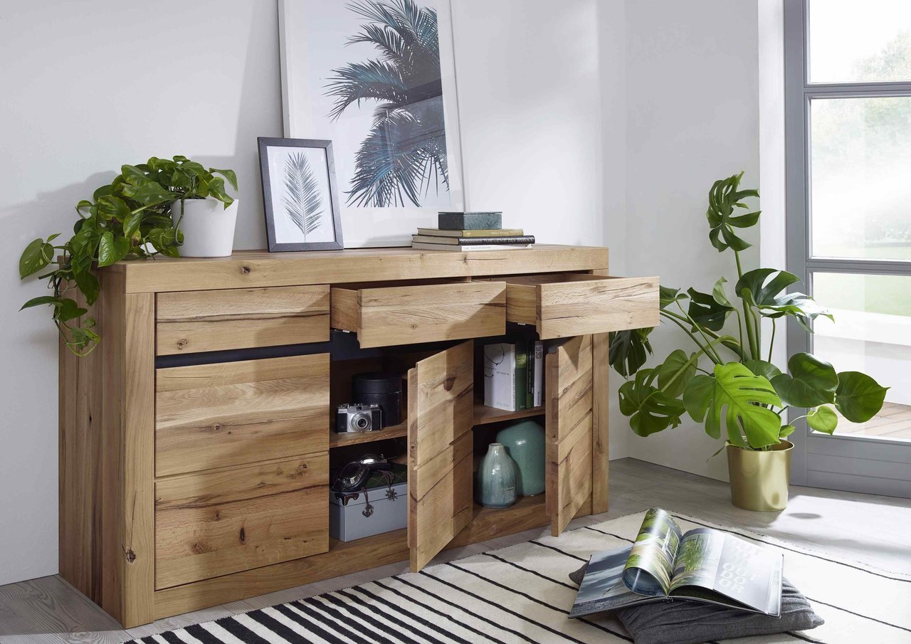 Sideboard I Kristiansand aus massiver Wildeiche Bild 2