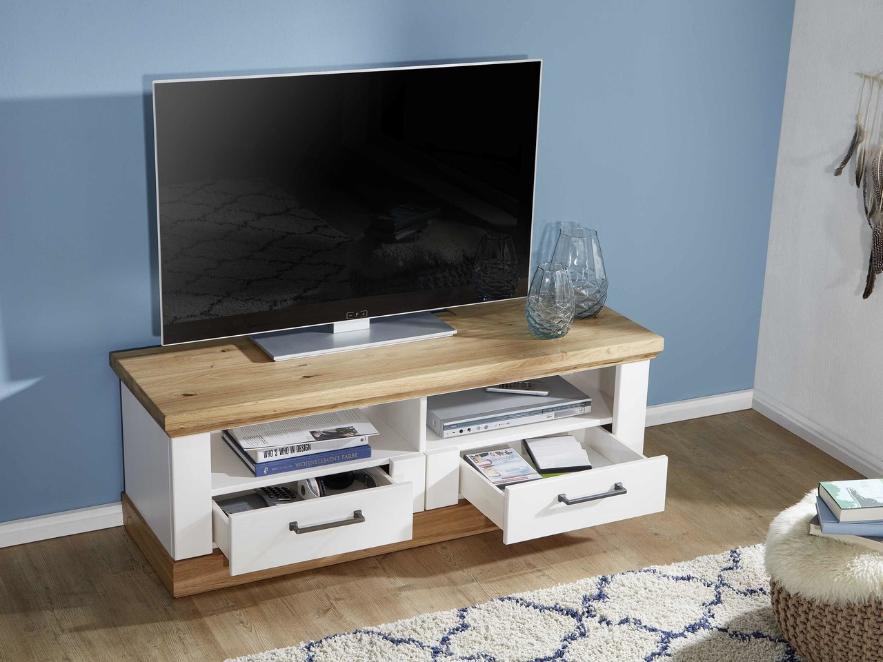 TV Element I Hagebro Massive Kiefer Bild 2