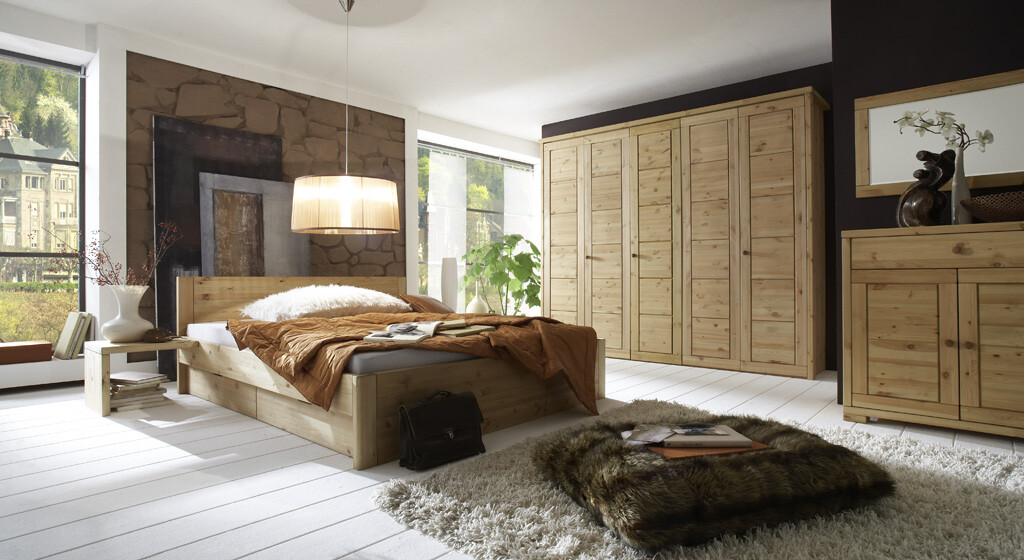 Kleiderschrank Vita mit Kassettenfront 5-türig, Kiefer Massiv Preview Image
