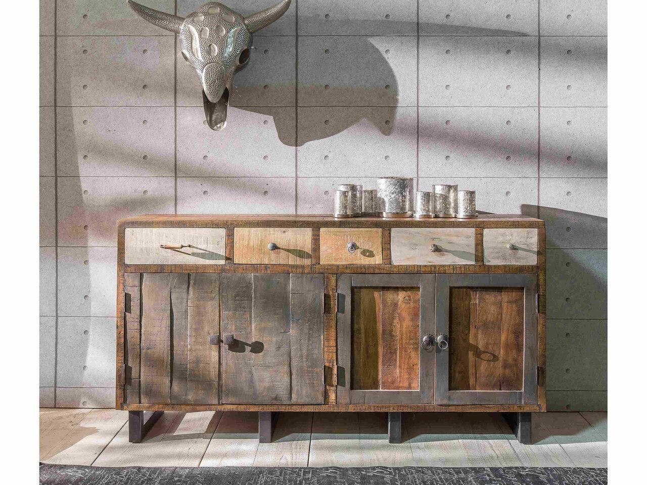 Unikat Sideboard III Priya Preview Image