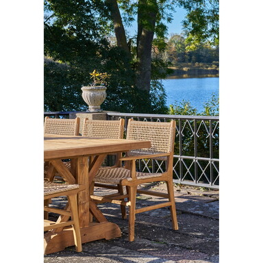 Impressionen zu House Nordic Derby Outdoor Stuhl mit Armlehne, Teakholz, Bild 2