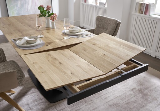 Impressionen zu TPT Auszieh-Esstisch GIZEH von – Wildeiche geölt & Schwarz – Skandinavisches Design, Bild 3