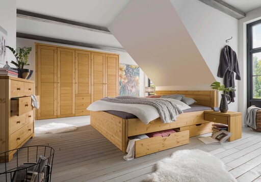Impressionen zu Wohnglücklich Kleiderschrank mit Kassettenfront und Schubladen Vita, 5-türig, Bild 2