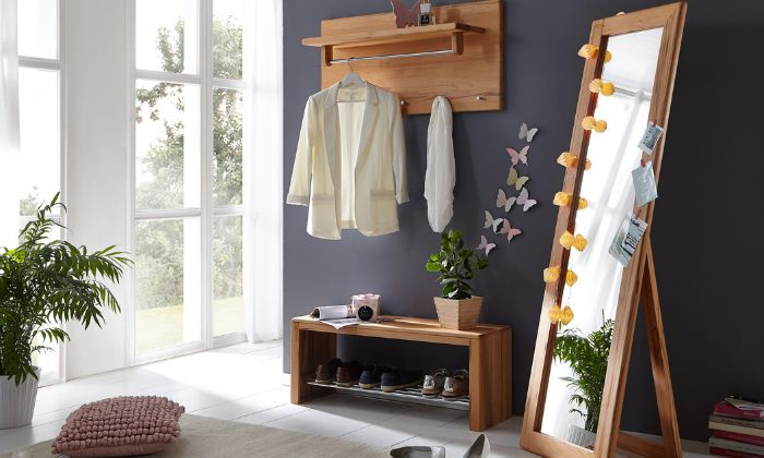 Vintage Garderobe Proya